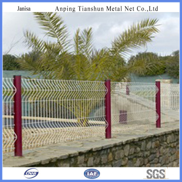 a Variety of Wire Mesh Fence